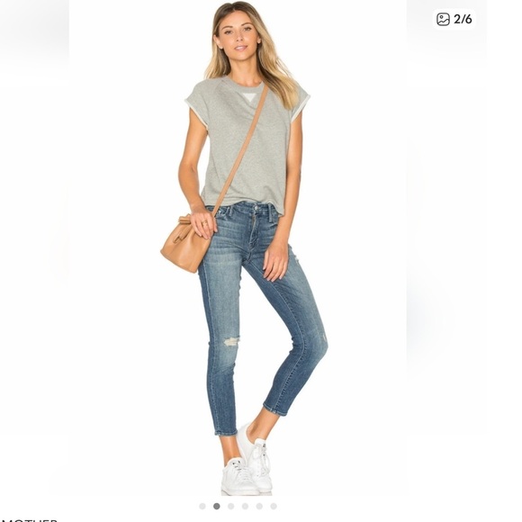 MOTHER the Looker Crop
Jean Distressed Size 27 - Picture 2 of 16